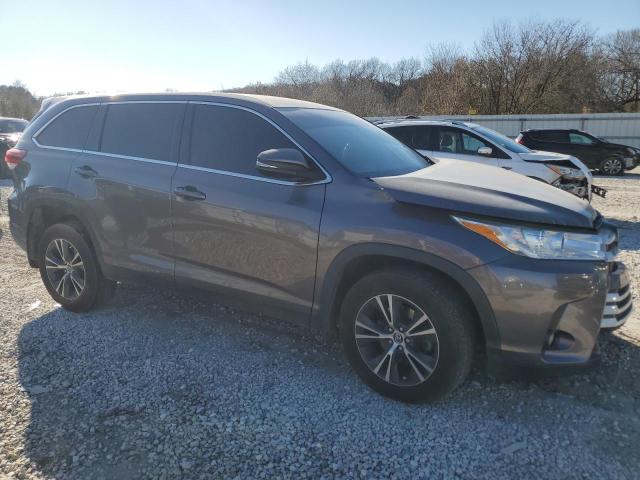 Photo 4 from auction – 2019 TOYOTA HIGHLANDER with VIN 5TDZZRFH5KS316685