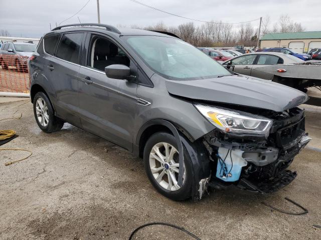 صورة رقم 4 من المزاد - 2018 FORD ESCAPE SEL مع VIN 1FMCU0HD2JUB57575