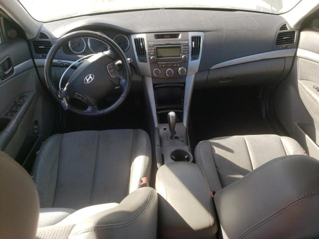 Photo 8 from auction – 2010 HYUNDAI SONATA SE with VIN 5NPEU4AF8AH621852