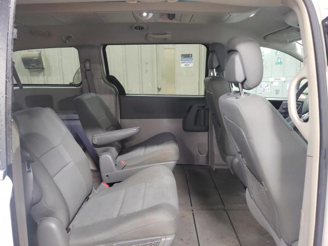 Photo 10 from auction – 2010 CHRYSLER TOWN & COU with VIN 2A4RR5D10AR449189