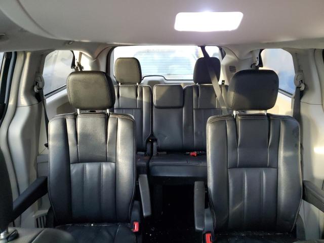 Photo 10 from auction – 2014 CHRYSLER TOWN & COU with VIN 2C4RC1BG6ER402424