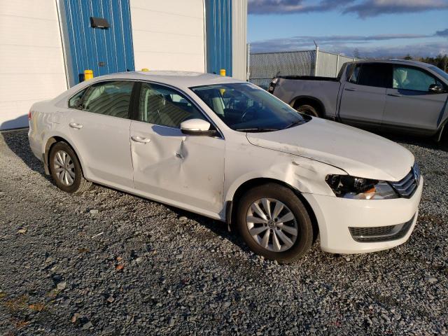 Photo 4 from auction – 2015 VOLKSWAGEN PASSAT S with VIN 1VWAS7A38FC114963