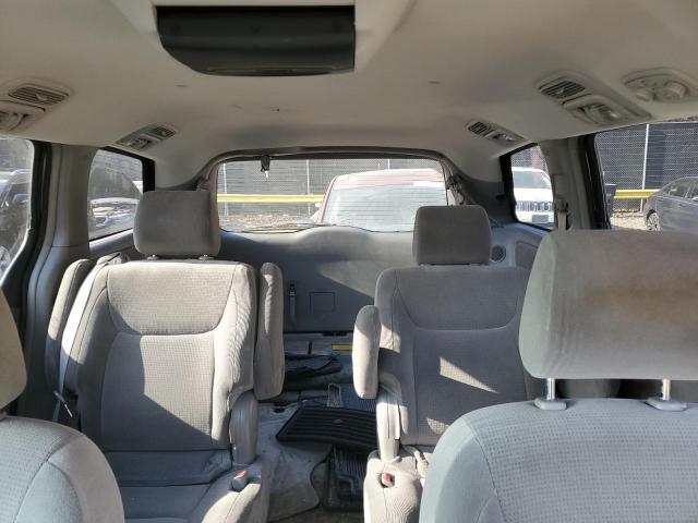 Photo 10 from auction – 2005 TOYOTA SIENNA LE with VIN 5TDBA23C15S046593