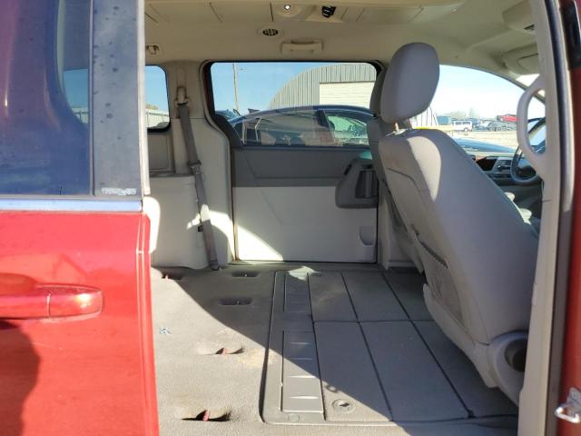Photo 11 from auction – 2010 CHRYSLER TOWN & COU with VIN 2A4RR5D11AR189725