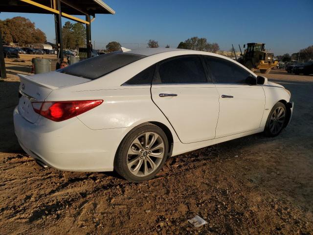 Photo 3 from auction – 2013 HYUNDAI SONATA SE with VIN 5NPEC4AC5DH678409
