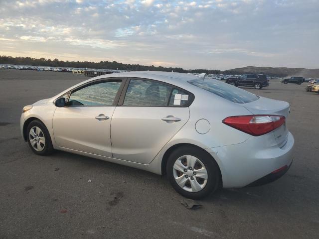 Photo 2 from auction – 2016 KIA FORTE LX with VIN KNAFK4A61G5441791