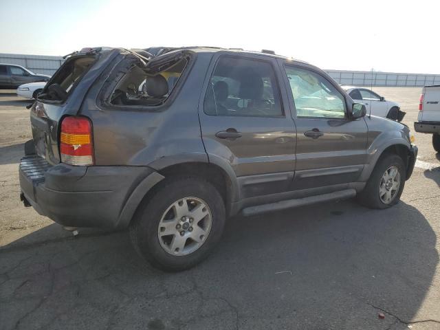 Photo 3 from auction – 2005 FORD ESCAPE XLT with VIN 1FMCU031X5KB93965