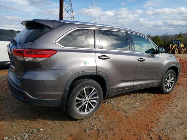 Photo 3 from auction – 2019 TOYOTA HIGHLANDER with VIN 5TDJZRFH1KS575770