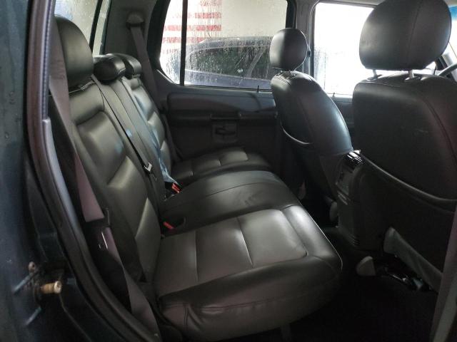 Photo 10 from auction – 2004 FORD EXPLORER S with VIN 1FMZU77K44UB43281