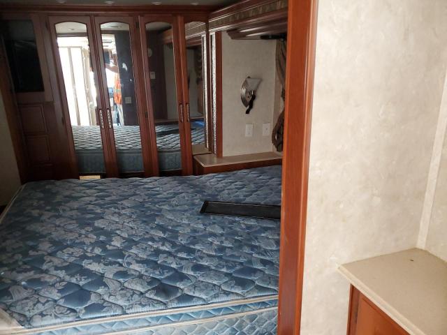 Photo 6 from auction – 2003 FLEETWOOD RV with VIN 4UZAAHAK33CM09186