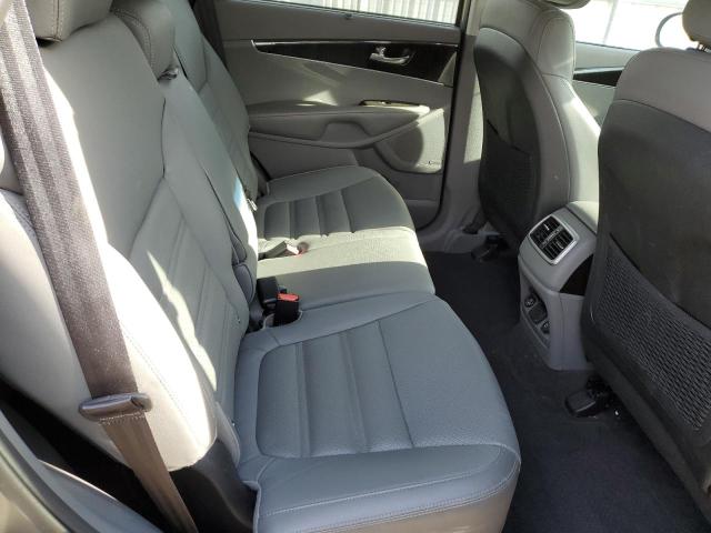 Photo 11 from auction – 2016 KIA SORENTO EX with VIN 5XYPHDA57GG130631