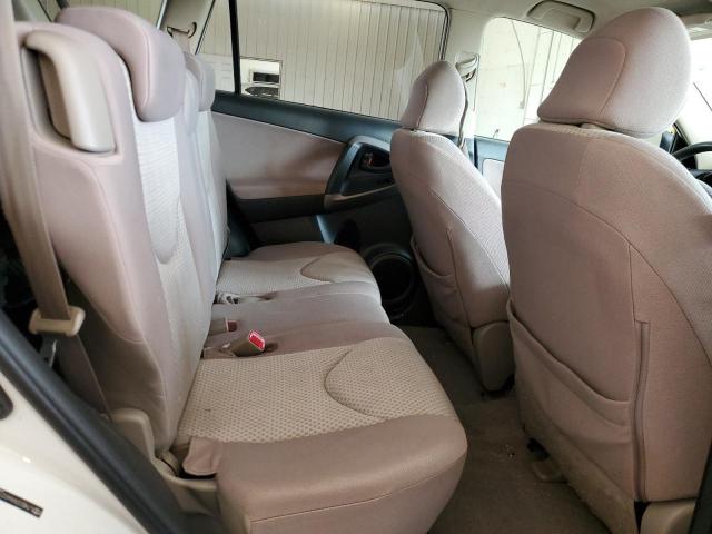 Photo 11 from auction – 2006 TOYOTA RAV4 with VIN JTMBD33VX66021403