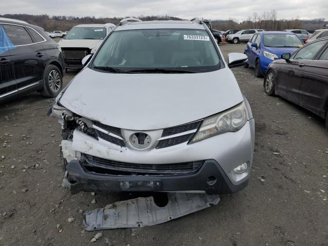 Photo 5 from auction – 2015 TOYOTA RAV4 LIMIT with VIN JTMDFREV8FD128951
