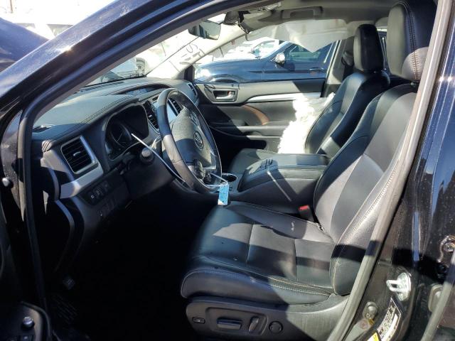 Photo 7 from auction – 2018 TOYOTA HIGHLANDER with VIN 5TDJZRFH8JS814956