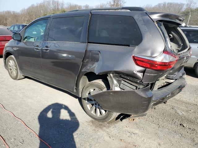 Photo 2 from auction – 2017 TOYOTA SIENNA XLE with VIN 5TDDZ3DC2HS165750