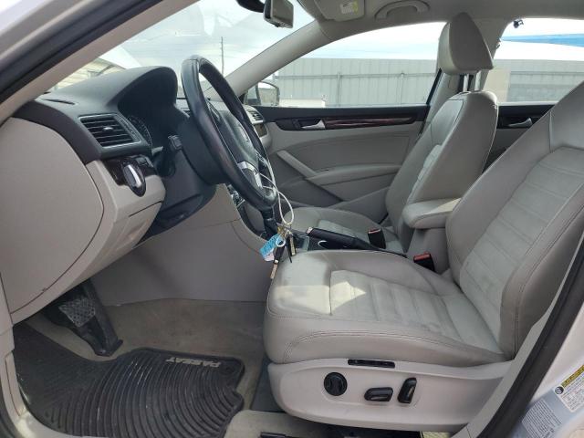 Photo 7 from auction – 2015 VOLKSWAGEN PASSAT SEL with VIN 1VWCV7A35FC059307