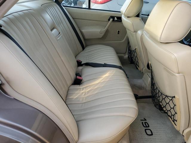 Photo 10 from auction – 1992 MERCEDES-BENZ 190 E 2.3 with VIN WDBDA28D1NF964966