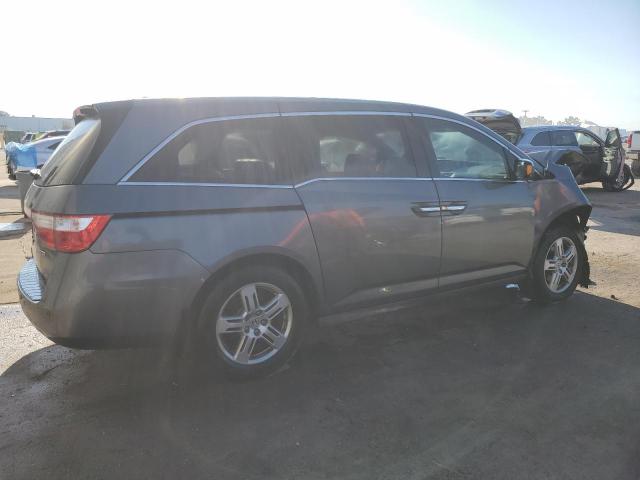 Photo 3 from auction – 2011 HONDA ODYSSEY TO with VIN 5FNRL5H90BB093282