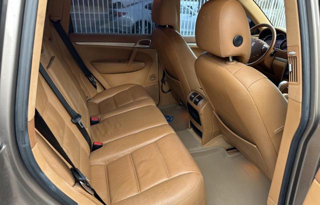 Photo 6 from auction – 2004 PORSCHE CAYENNE S with VIN WP1AB29P14LA66649