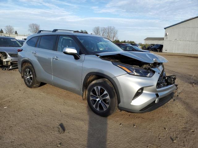 Zdjęcie 4 z aukcji – 2023 TOYOTA HIGHLANDER z VIN 5TDKBRCH3PS578187