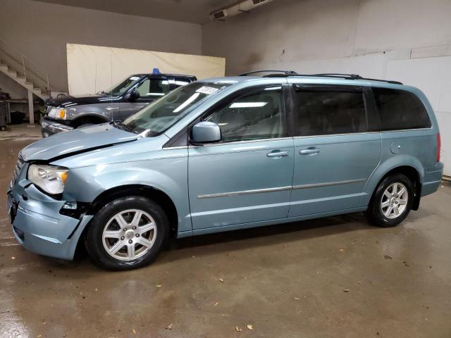 CHRYSLER TOWN & COU 2010 with VIN 2A4RR5D19AR358258 - Photo from auction