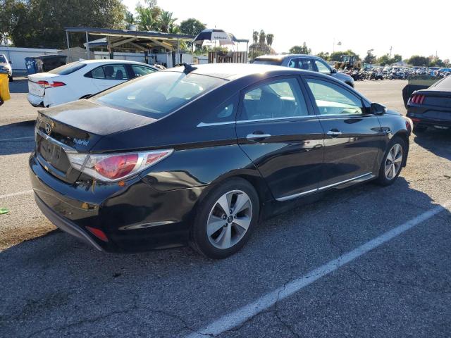 Photo 3 from auction – 2011 HYUNDAI SONATA HYB with VIN KMHEC4A43BA013985