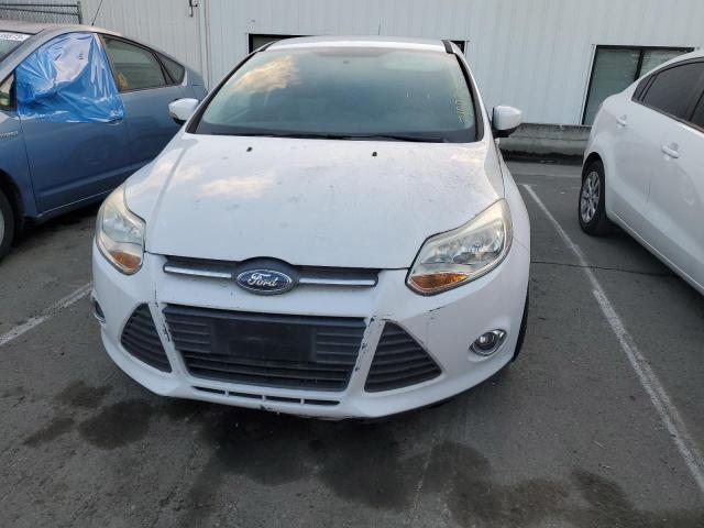 Photo 5 from auction – 2014 FORD FOCUS SE with VIN 1FADP3F28EL341794