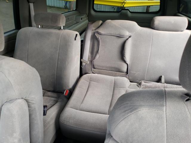 Photo 10 from auction – 2004 CHEVROLET SUBURBAN K with VIN 1GNFK16T54J259151