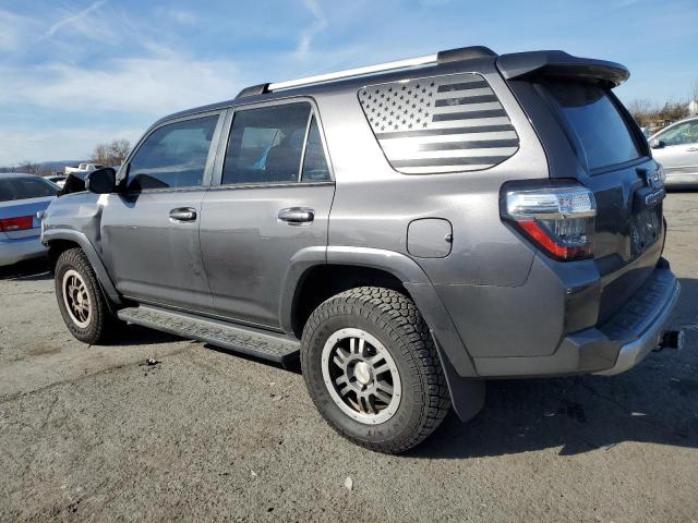 Photo 2 from auction – 2014 TOYOTA 4RUNNER SR with VIN JTEBU5JR9E5179216