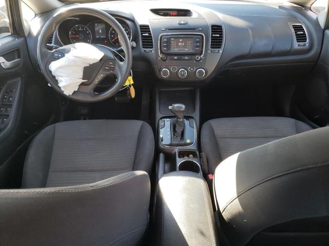 Photo 8 from auction – 2017 KIA FORTE LX with VIN 3KPFL4A78HE123990