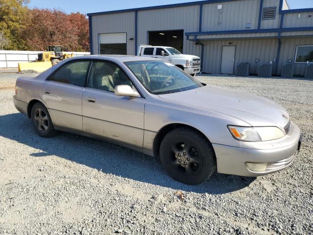 Photo 4 from auction – 1998 LEXUS ES 300 with VIN JT8BF28G0W5022224