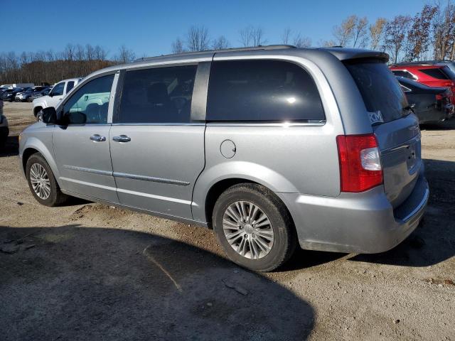 Photo 2 from auction – 2015 CHRYSLER TOWN & COU with VIN 2C4RC1CG4FR526630