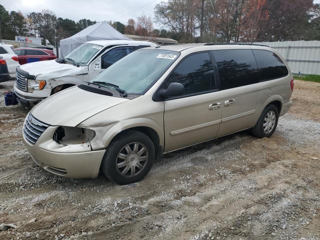 Photo 1 from auction – 2006 CHRYSLER TOWN & COU with VIN 2A4GP54L96R861357