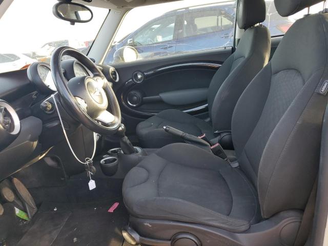 Photo 7 from auction – 2010 MINI COOPER with VIN WMWMF3C5XATU79467