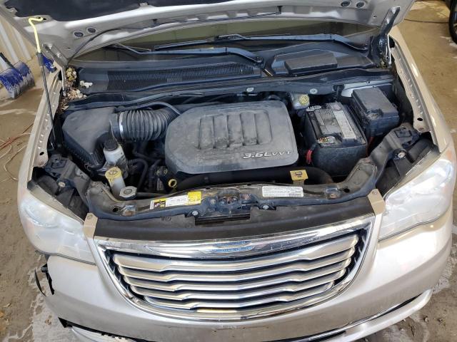 Photo 12 from auction – 2013 CHRYSLER TOWN & COU with VIN 2C4RC1BG4DR556452