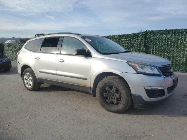 Photo 4 from auction – 2015 CHEVROLET TRAVERSE L with VIN 1GNKRFKD5FJ319938