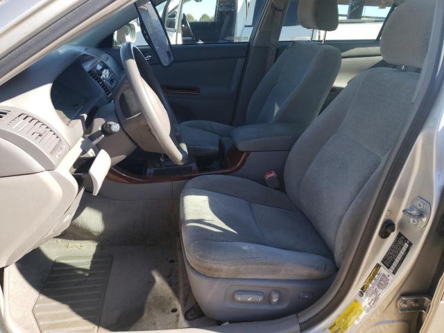 Photo 7 from auction – 2004 TOYOTA CAMRY LE with VIN 4T1BE30K04U370548