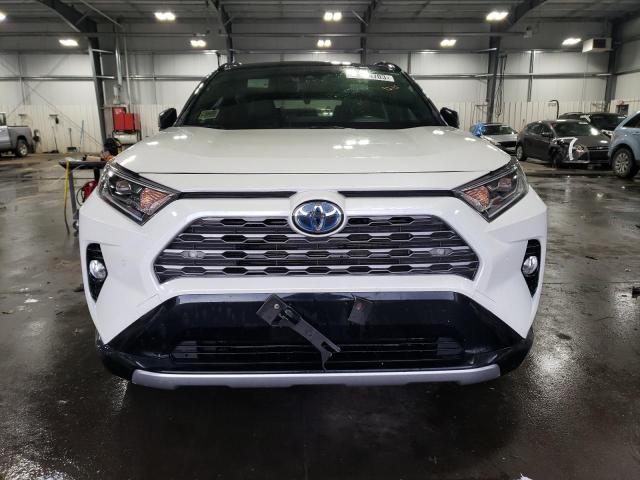 Photo 5 from auction – 2019 TOYOTA RAV4 XSE with VIN JTMEWRFV6KD520159