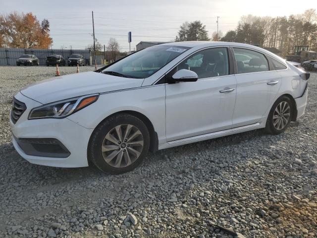 HYUNDAI SONATA SPO 2017 with VIN 5NPE34AF8HH440232 - Photo from auction