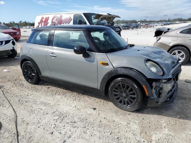 Photo 4 from auction – 2017 MINI COOPER with VIN WMWXP5C3XH3C64866