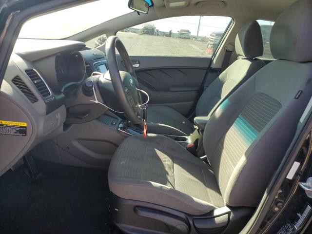 Photo 7 from auction – 2017 KIA FORTE LX with VIN 3KPFL4A70HE135664