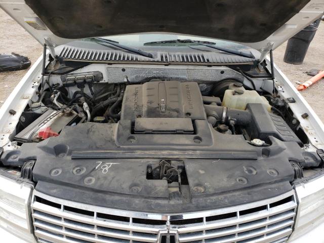 Photo 12 from auction – 2009 LINCOLN NAVIG with VIN 5LMFU285X9LJ01450