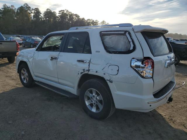 Photo 2 from auction – 2011 TOYOTA 4RUNNER SR with VIN JTEZU5JR2B5025957