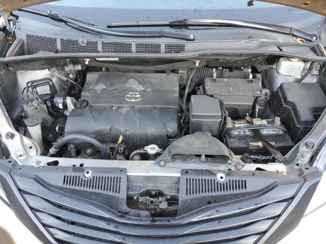 Photo 12 from auction – 2016 TOYOTA SIENNA LE with VIN 5TDKK3DC7GS745070
