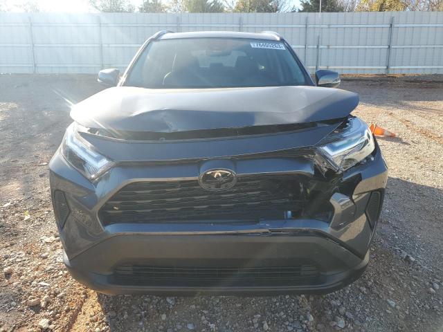 Photo 5 from auction – 2022 TOYOTA RAV4 XLE with VIN 2T3W1RFV0NC185976