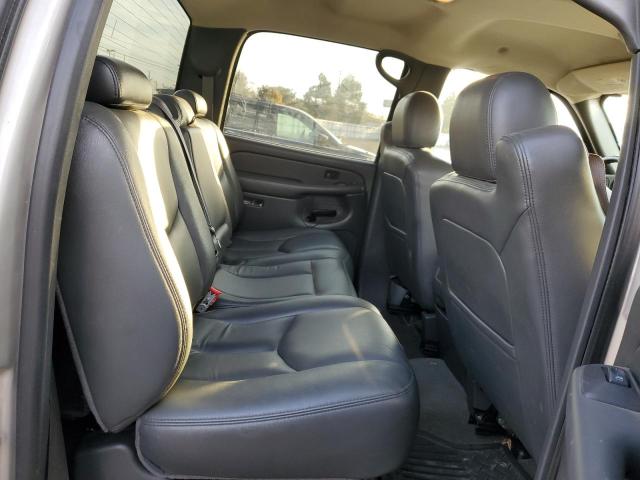 Photo 10 from auction – 2004 CHEVROLET SILVERADO with VIN 1GCGK23U74F210133