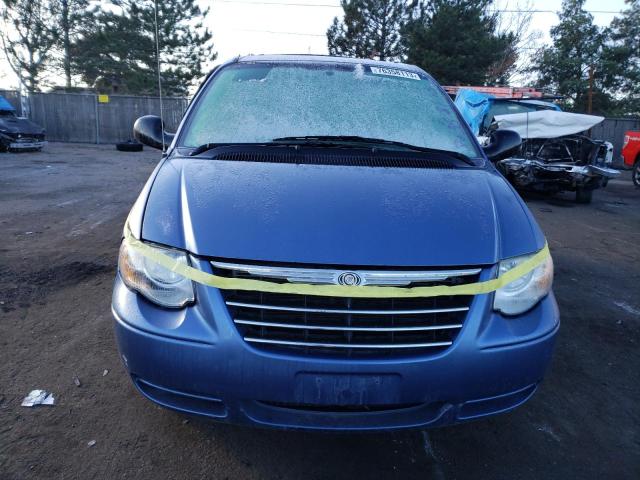 Photo 5 from auction – 2007 CHRYSLER TOWN & COU with VIN 2A4GP54L87R236045