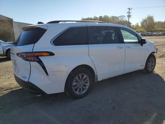 Photo 3 from auction – 2021 TOYOTA SIENNA LE with VIN 5TDBRKEC5MS048254