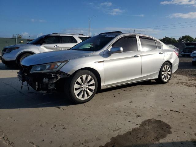 HONDA ACCORD EXL 2013 with VIN 1HGCR2F85DA123712 - Photo from auction