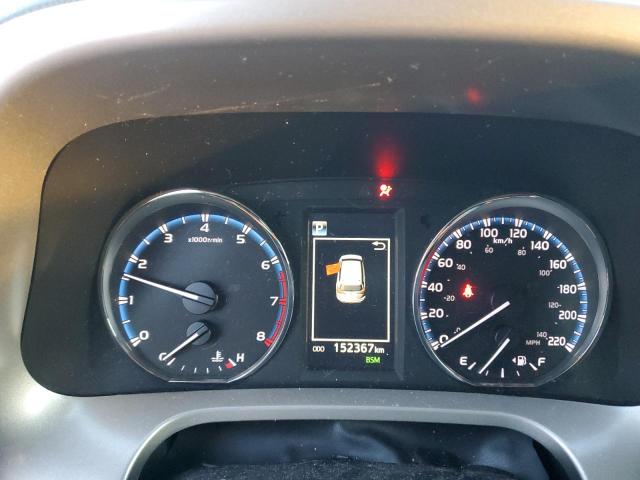 Photo 9 from auction – 2018 TOYOTA RAV4 ADVEN with VIN 2T3RFREV5JW797518